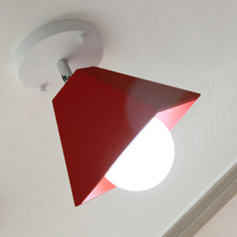 Zeitgenössische kreative Eisen-Trapez 1-Licht Halbeinbau-Deckenleuchte für das Wohnzimmer 