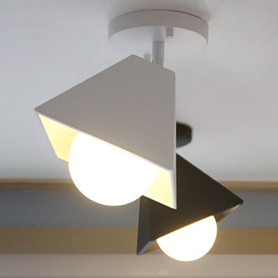 Zeitgenössische kreative Eisen-Trapez 1-Licht Halbeinbau-Deckenleuchte für das Wohnzimmer 