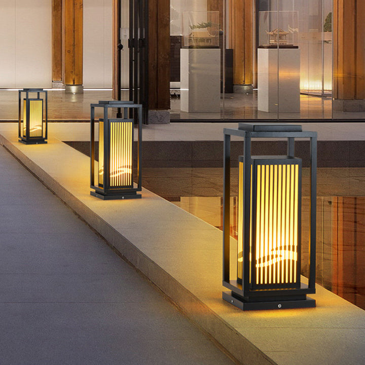 Lumière d'extérieur moderne minimaliste en acier inoxydable et résine rectangulaire à 1 lumière pour jardin 