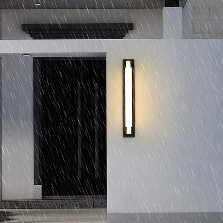 Moderne minimalistische Wandleuchte aus Edelstahl und Acryl mit rechteckigem LED-Design für den Außenbereich 