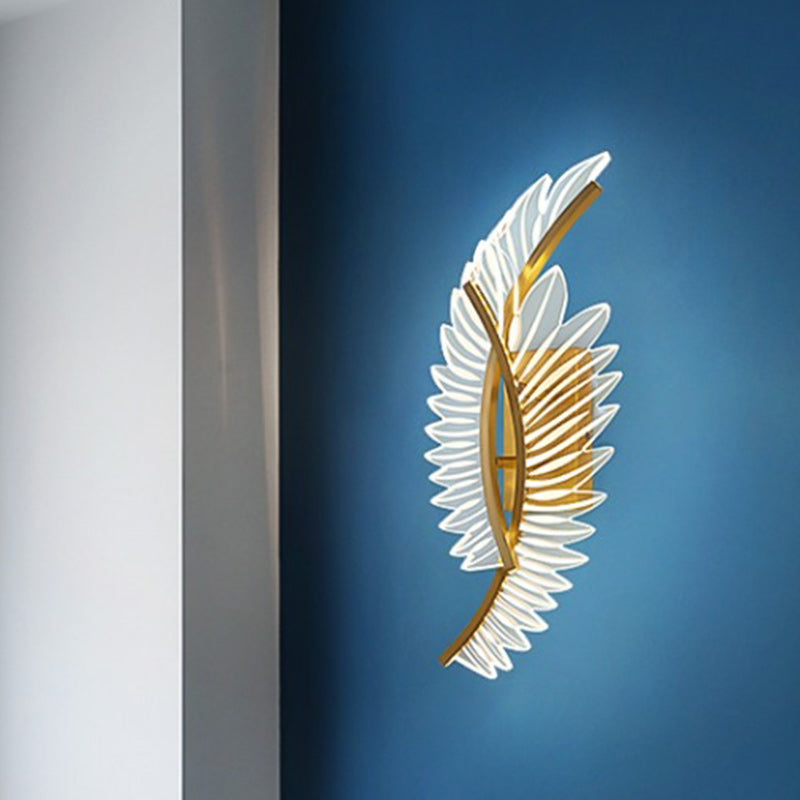 Modern Luxury Iron Acrylic Leaf LED Wall Sconce Lamp For Living Room