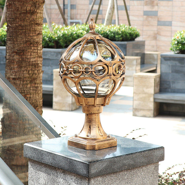 Traditional French Aluminum Glass Globe 1-Light Post Head Light Outdoor Light For Garden