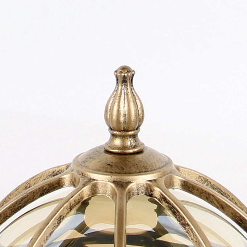 Lanterne extérieure en aluminium traditionnelle française avec globe en verre à 1 lumière pour jardin 