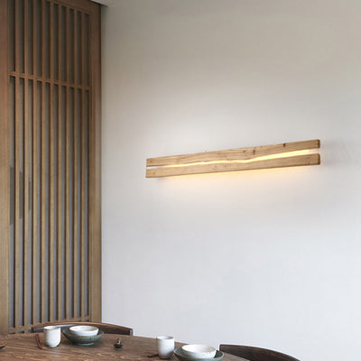 Applique murale LED en résine de bois rectangulaire contemporaine nordique avec grain de bois fissuré pour salon 