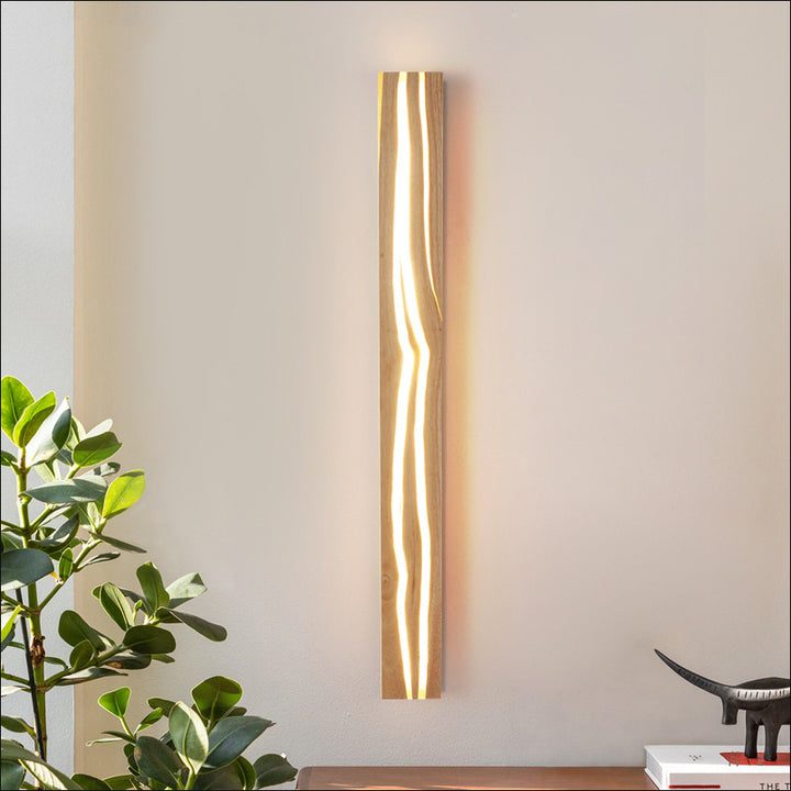 Zeitgenössische nordische Holzharz rechteckige rissige Holzmaserung LED-Wandleuchte für das Wohnzimmer 