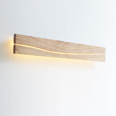Applique murale LED en résine de bois rectangulaire contemporaine nordique avec grain de bois fissuré pour salon 