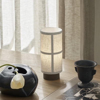 Traditional Japanese Fabric & Wood Cylindrical 1-Light Table Lamp For Bedroom