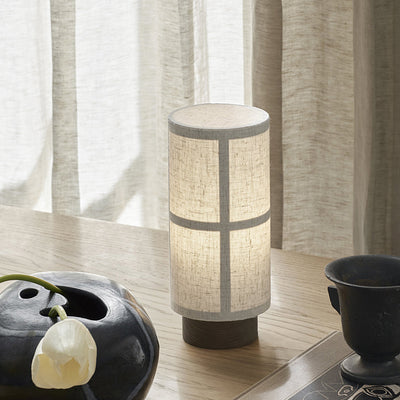 Traditional Japanese Fabric & Wood Cylindrical 1-Light Table Lamp For Bedroom