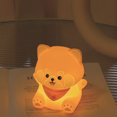 Lampe de table contemporaine en silicone créatif et ABS avec lumière LED en forme de panda pour chambre 