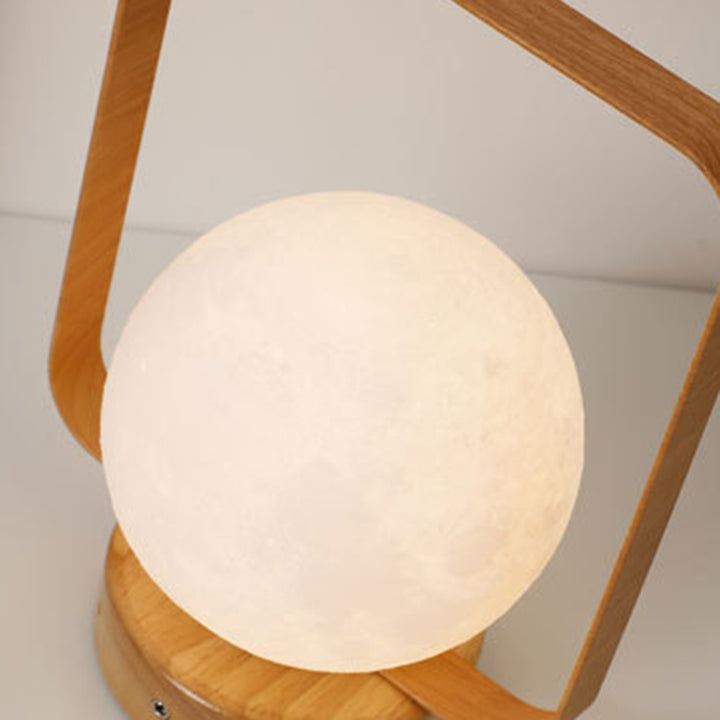 Moderne minimalistische Tischlampe aus Gummibaumholz und Eisen mit PVC-rechteckigem Rahmen und 3D-gedrucktem Mond-LED für das Schlafzimmer 