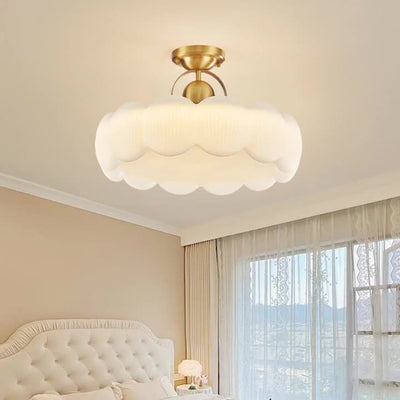 Moderne Mid-Century Kupfer Edelstahl Acryl Cremige Runde Blumen-LED-Deckenleuchte für das Wohnzimmer 