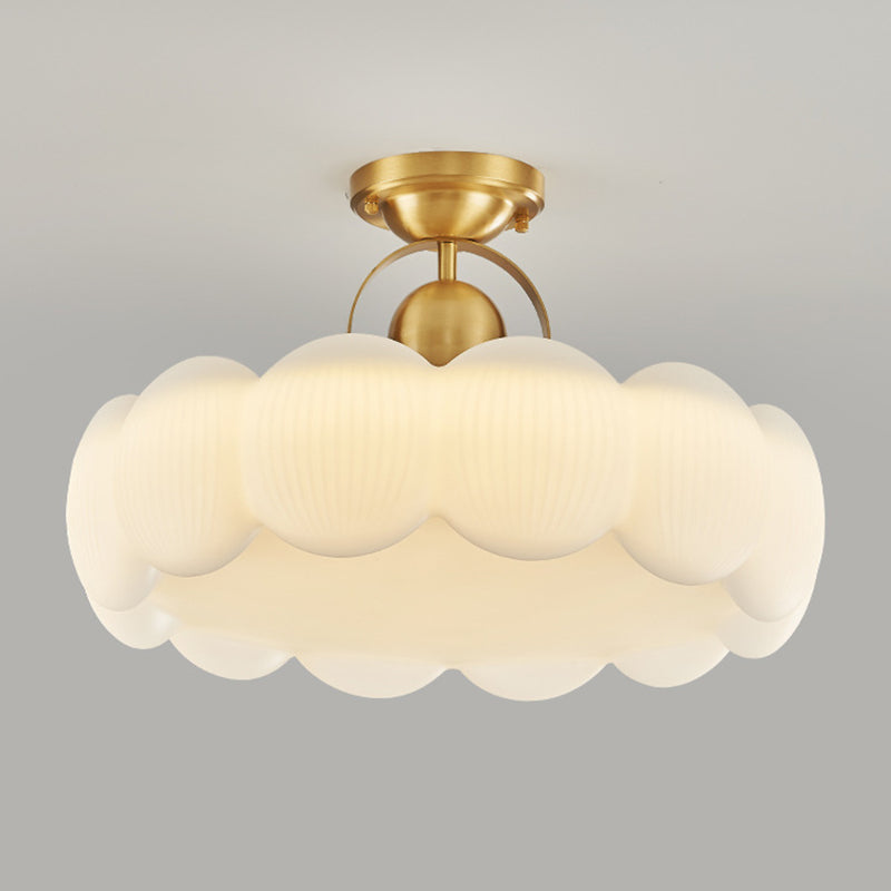 Moderne Mid-Century Kupfer Edelstahl Acryl Cremige Runde Blumen-LED-Deckenleuchte für das Wohnzimmer 