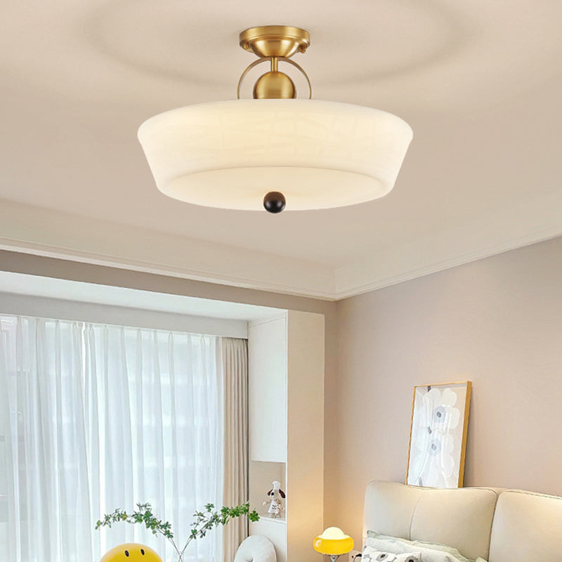Moderne Mid-Century Messing Edelstahl Acryl Runde Kuppel Halbeinbauleuchte für Wohnzimmer 