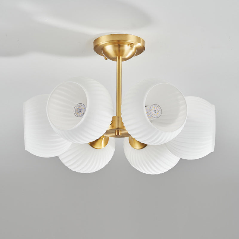 Moderne minimalistische Deckenleuchte mit ganz aus Kupfer bestehendem gestreiftem Glaskugel-Schirm, 4/6-Licht, für das Wohnzimmer 