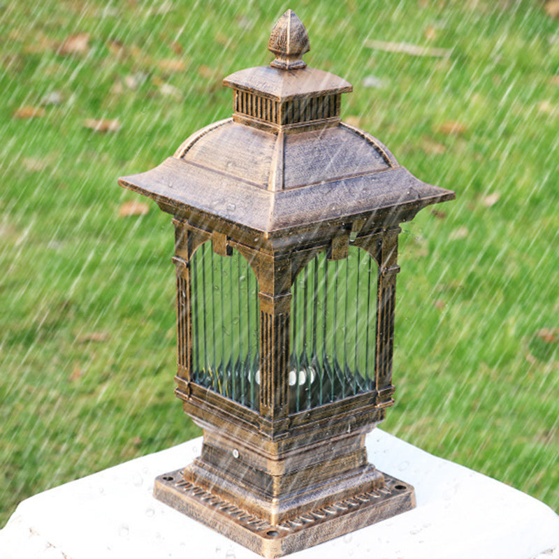 Lumière extérieure de jardin à tête de poteau à 1 ampoule rectangulaire rayée en aluminium et verre européen traditionnel 