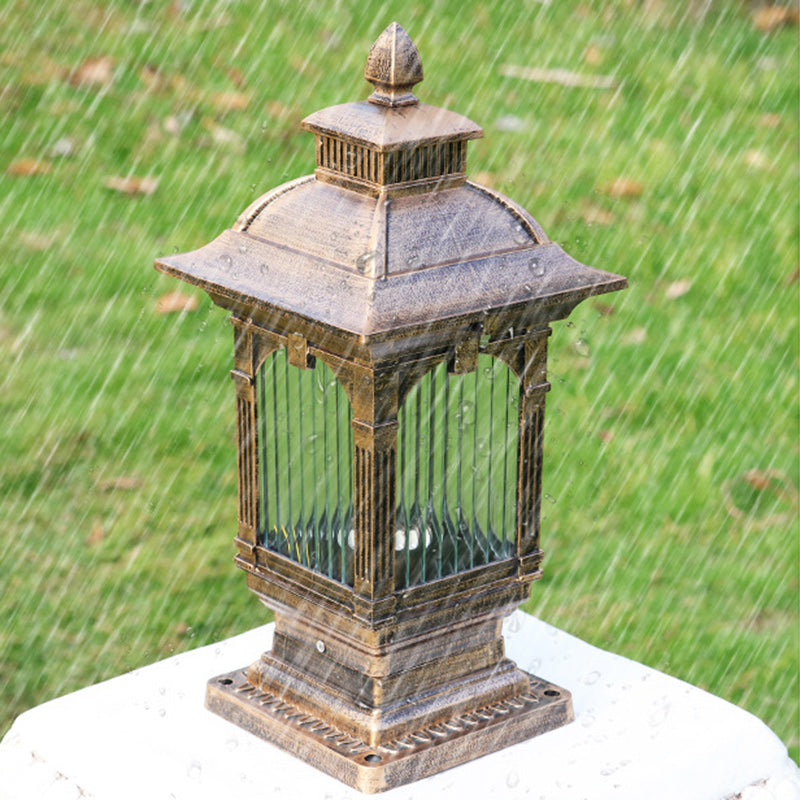 Lumière extérieure de jardin à tête de poteau à 1 ampoule rectangulaire rayée en aluminium et verre européen traditionnel 
