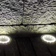 Lumière solaire extérieure LED ronde en acier inoxydable en plastique minimaliste moderne pour jardin 