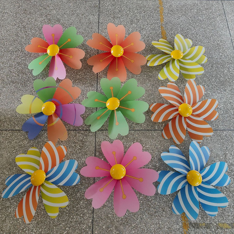 Modern Art Deco Waterproof PC Flower-Shaped Wind Spinner LED Outdoor Landscape Light For Garden