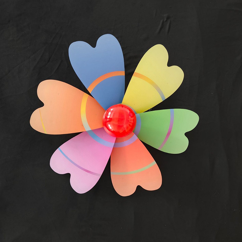 Modern Art Deco Waterproof PC Flower-Shaped Wind Spinner LED Outdoor Landscape Light For Garden