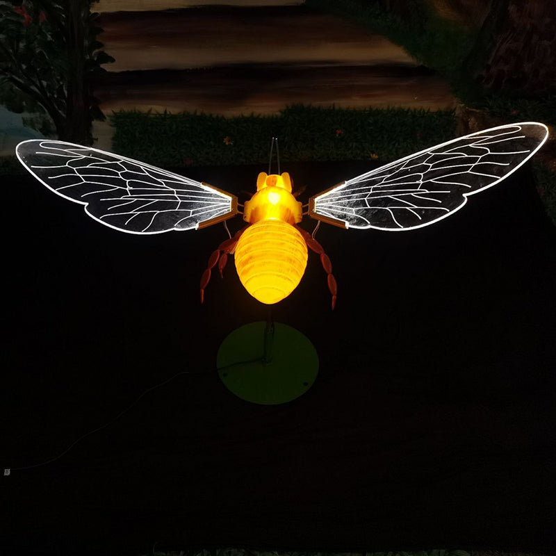 Modern Art Deco Waterproof ABS Acrylic Flapping Wings Animated Bee LED Outdoor Landscape Stake Light For Garden