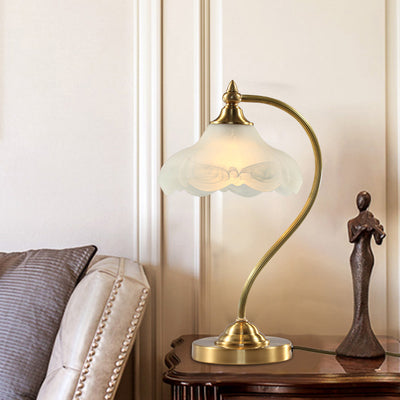 Traditional Vintage Brass Glass Floral-Shaped 1-Light Table Lamp For Living Room