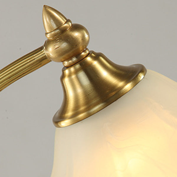 Traditional Vintage Brass Glass Floral-Shaped 1-Light Table Lamp For Living Room