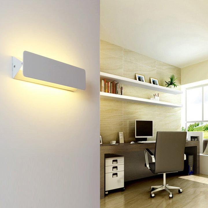 Applique murale LED rectangulaire minimaliste moderne en aluminium pour chambre et salon 