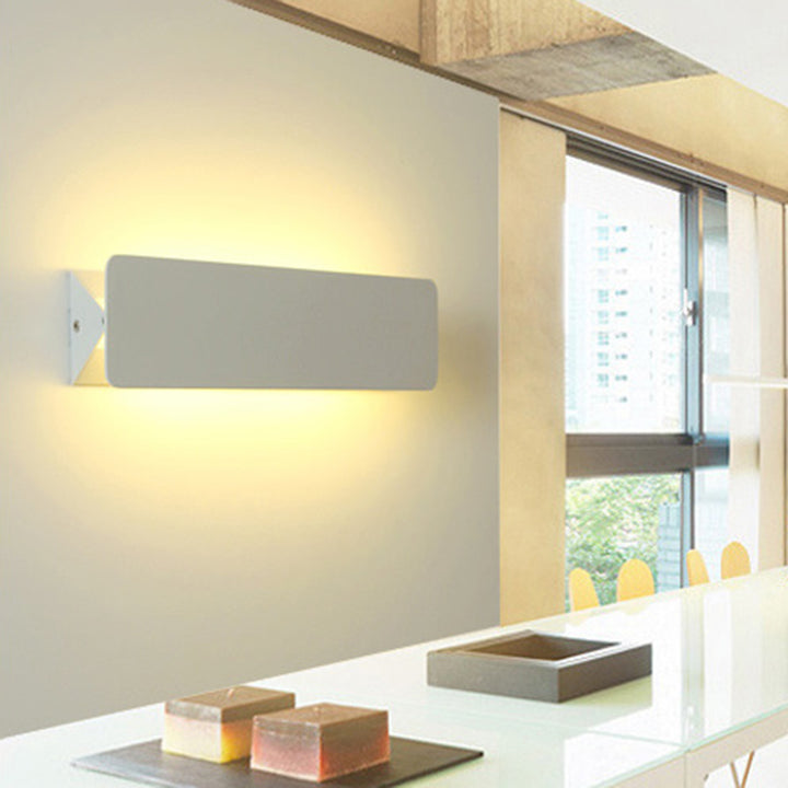 Applique murale LED rectangulaire minimaliste moderne en aluminium pour chambre et salon 
