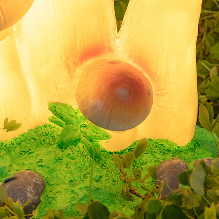 Zeitgenössische kreative LED-Außenleuchte aus Harz und Fiberglas in Pilzform mit solarbetriebenem, wasserdichtem Design für Garten und Terrasse 