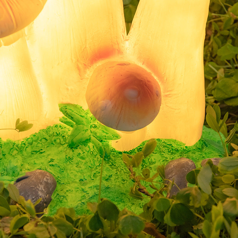 Zeitgenössische kreative LED-Außenleuchte aus Harz und Fiberglas in Pilzform mit solarbetriebenem, wasserdichtem Design für Garten und Terrasse 