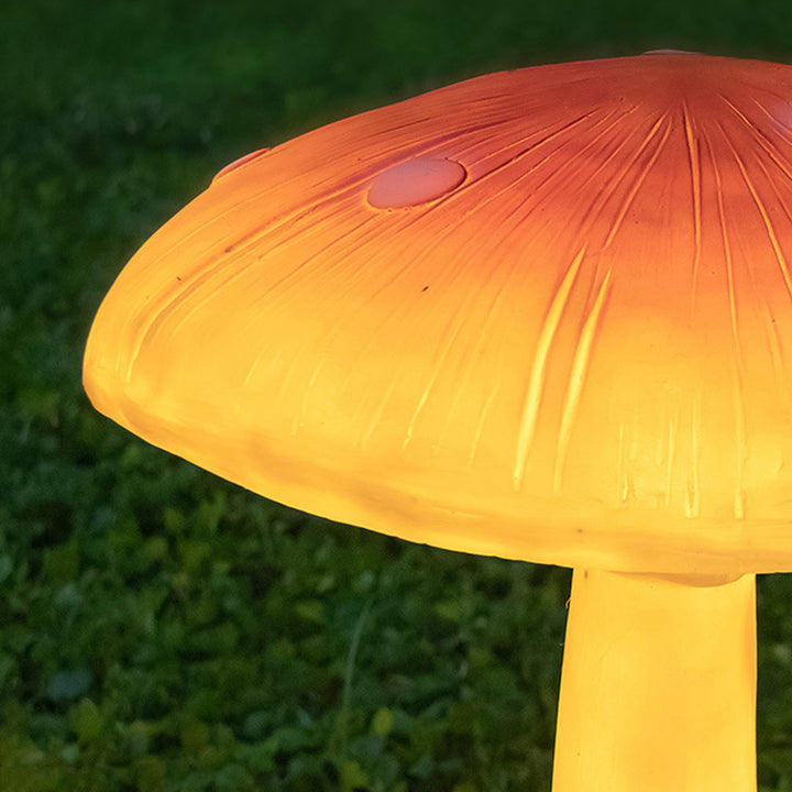 Zeitgenössische kreative LED-Außenleuchte aus Harz und Fiberglas in Pilzform mit solarbetriebenem, wasserdichtem Design für Garten und Terrasse 