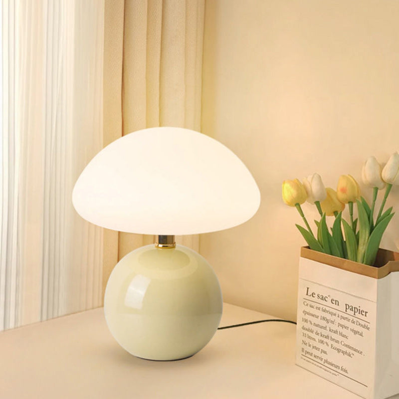 Lampe de table LED en céramique Art Déco moderne en forme de champignon et moulage rotatif pour chambre et salon 