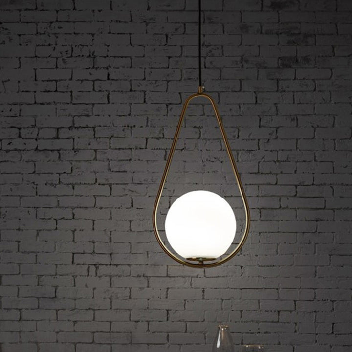 Luminaire suspendu moderne minimaliste en fer et verre en forme de goutte d&