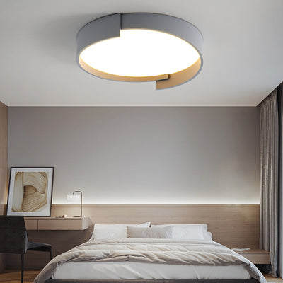 Contemporary Nordic Iron & Acrylic Round LED Flush Mount Ceiling Light With High Light Transmission For Bedroom & Living Room