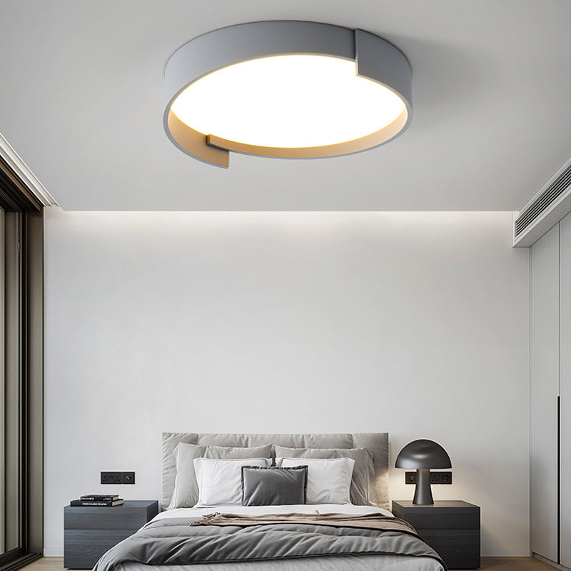 Contemporary Nordic Iron & Acrylic Round LED Flush Mount Ceiling Light With High Light Transmission For Bedroom & Living Room