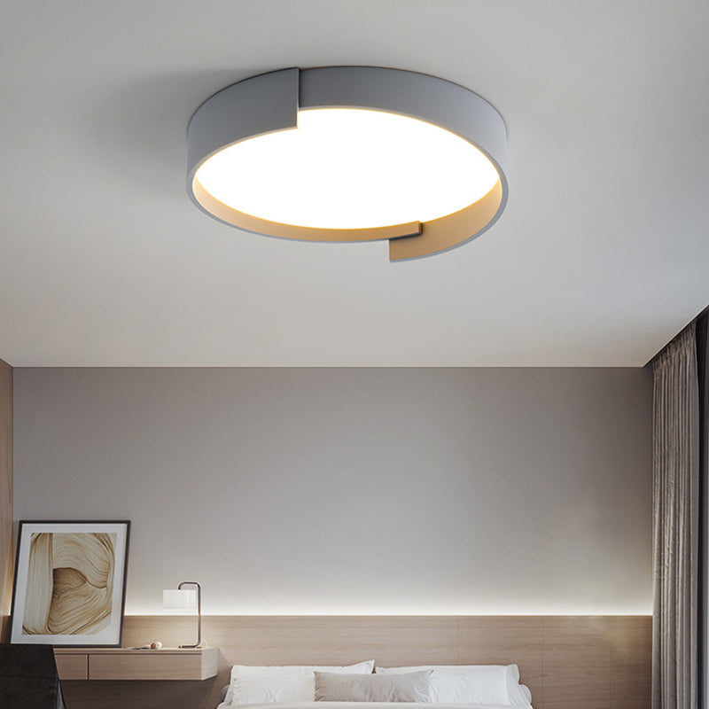 Contemporary Nordic Iron & Acrylic Round LED Flush Mount Ceiling Light With High Light Transmission For Bedroom & Living Room