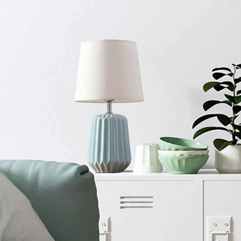 Contemporary Nordic Ceramic And Fabric 1-Light Table Lamp With Soft, Even Light For Bedroom & Living Room