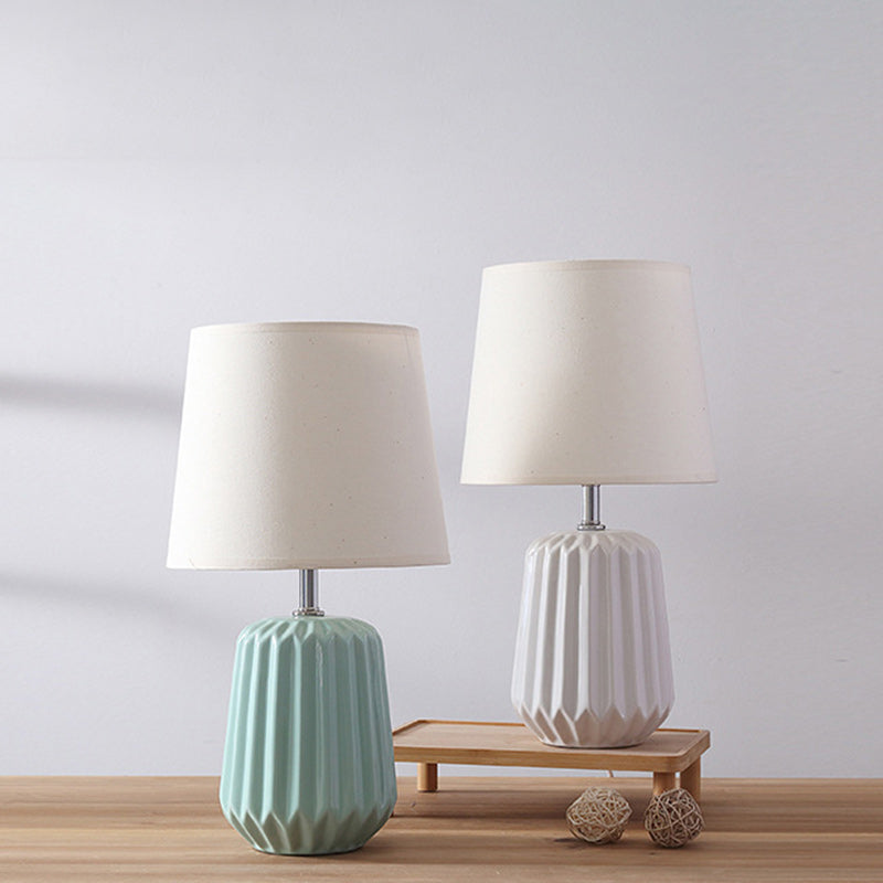Contemporary Nordic Ceramic And Fabric 1-Light Table Lamp With Soft, Even Light For Bedroom & Living Room