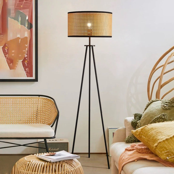 Lampe de sol moderne minimaliste en rotin avec abat-jour cylindrique en fer à 1 lumière pour chambre et salon 