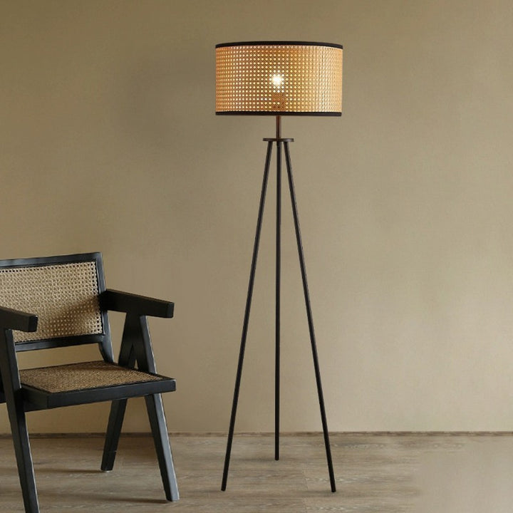 Lampe de sol moderne minimaliste en rotin avec abat-jour cylindrique en fer à 1 lumière pour chambre et salon 