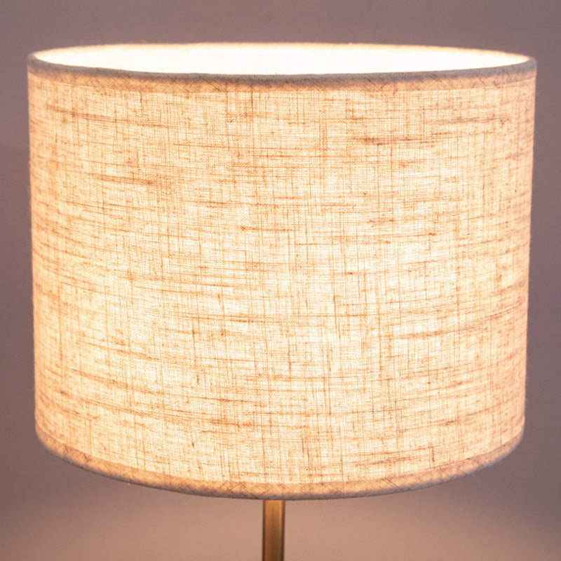 Contemporary Nordic Fabric And Iron Cylindrical 1-Light Table Lamp For Bedroom And Living Room