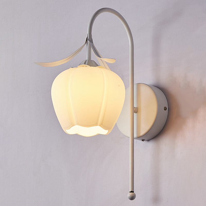 Traditional French Iron Glass Acrylic Floral 1-Light Wall Sconce Lamp For Bedroom And Living Room