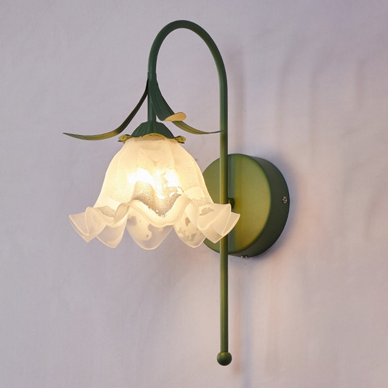 Traditional French Iron Glass Acrylic Floral 1-Light Wall Sconce Lamp For Bedroom And Living Room