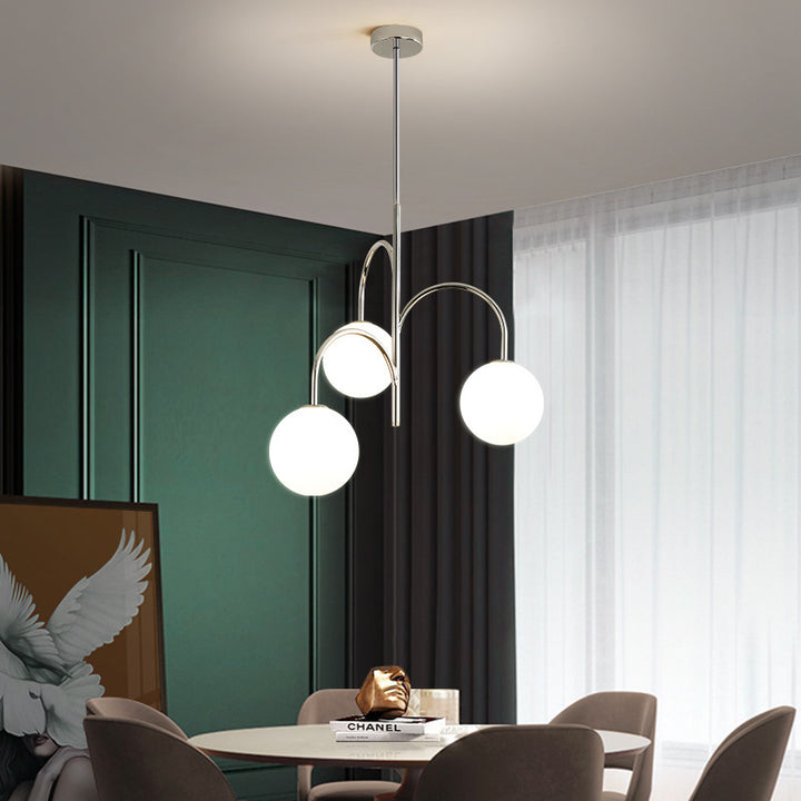 Zeitgenössischer nordischer Metall- und Glas-Rund-Kronleuchter mit 3 Lichtern für Schlafzimmer &amp; Wohnzimmer 