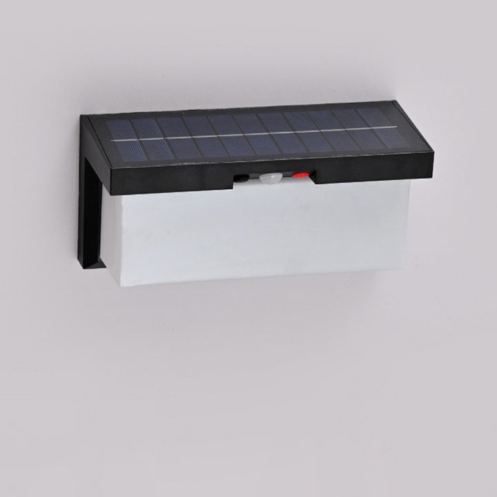 Lámpara de aplique de pared LED rectangular moderna minimalista solar e impermeable de plástico y PC para exteriores, patio y jardín 