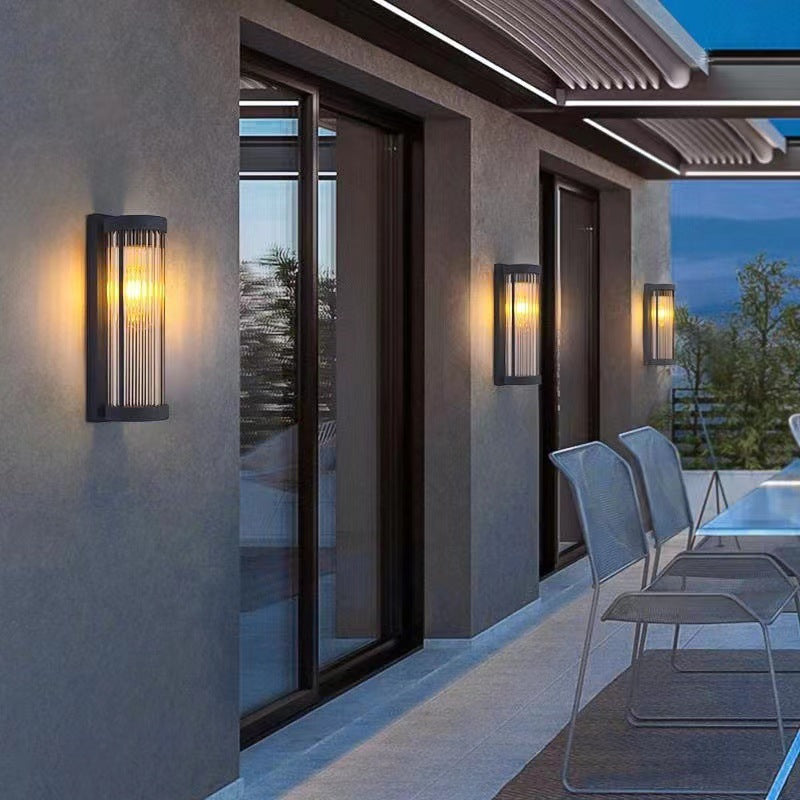 Applique murale LED solaire étanche en acier inoxydable minimaliste moderne et cylindre en verre pour jardin et patio extérieur 