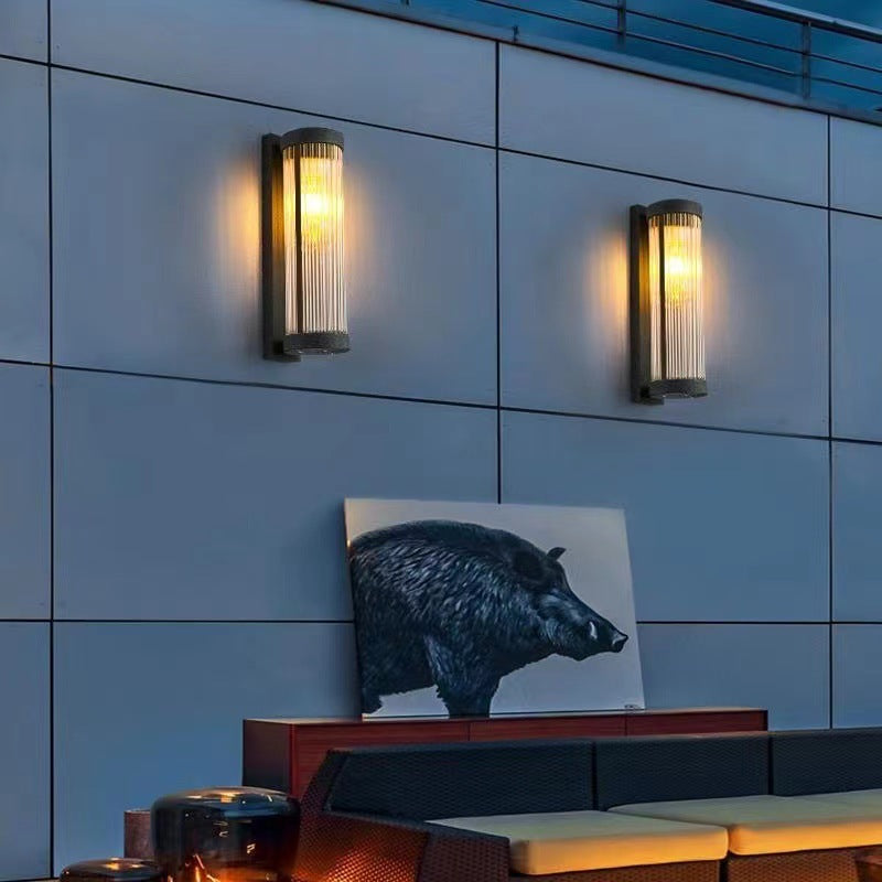 Applique murale LED solaire étanche en acier inoxydable minimaliste moderne et cylindre en verre pour jardin et patio extérieur 