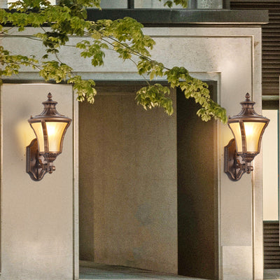 Applique murale étanche traditionnelle européenne en aluminium et verre conique à 1 lumière pour jardin et patio extérieur 