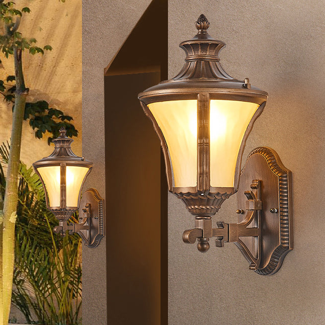 Traditional European Aluminum &amp; Glass Conical 1-Light Waterproof Wall Sconce Lamp For Outdoor Garden &amp; Patio