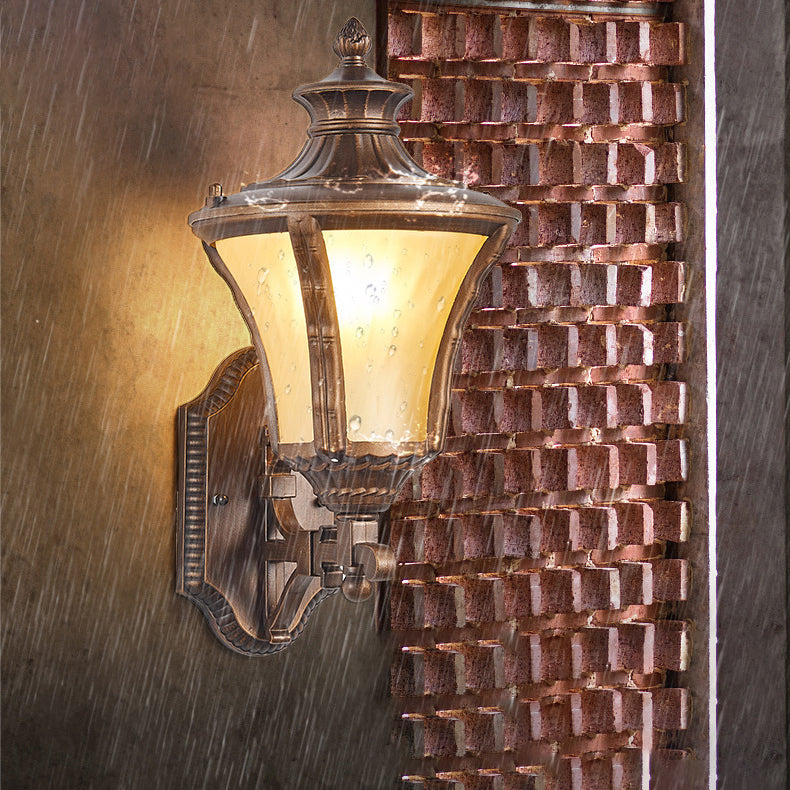 Traditional European Aluminum &amp; Glass Conical 1-Light Waterproof Wall Sconce Lamp For Outdoor Garden &amp; Patio